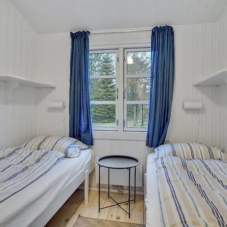 Fjola - 200m From The Sea By Interhome *