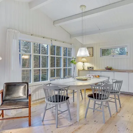 Fjola - 200m From The Sea By Interhome Semesterbostad
