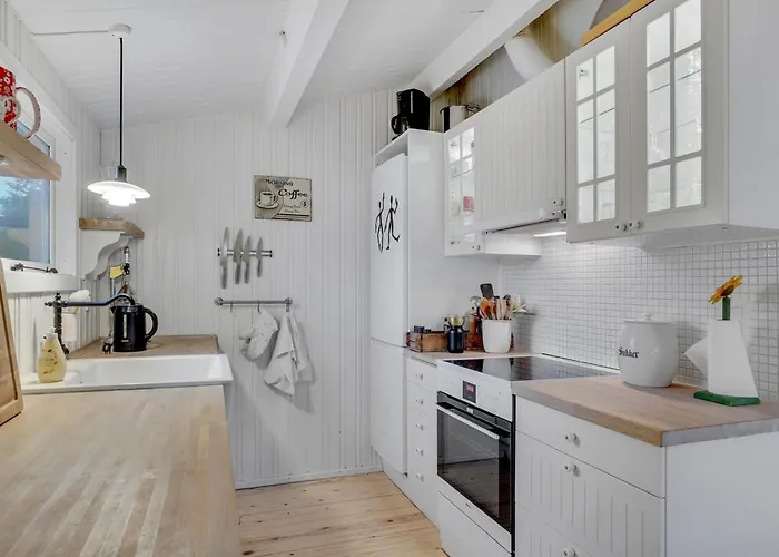 Fjola - 200m From The Sea By Interhome Boto By
